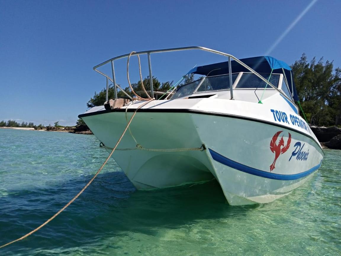 Dolphin Dhow Beach Safaris Villa Vilanculos Exterior photo