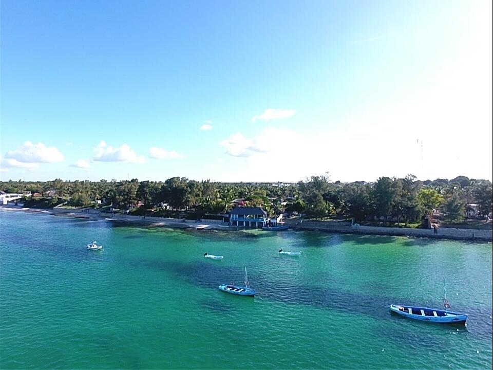 Dolphin Dhow Beach Safaris Villa Vilanculos Exterior photo