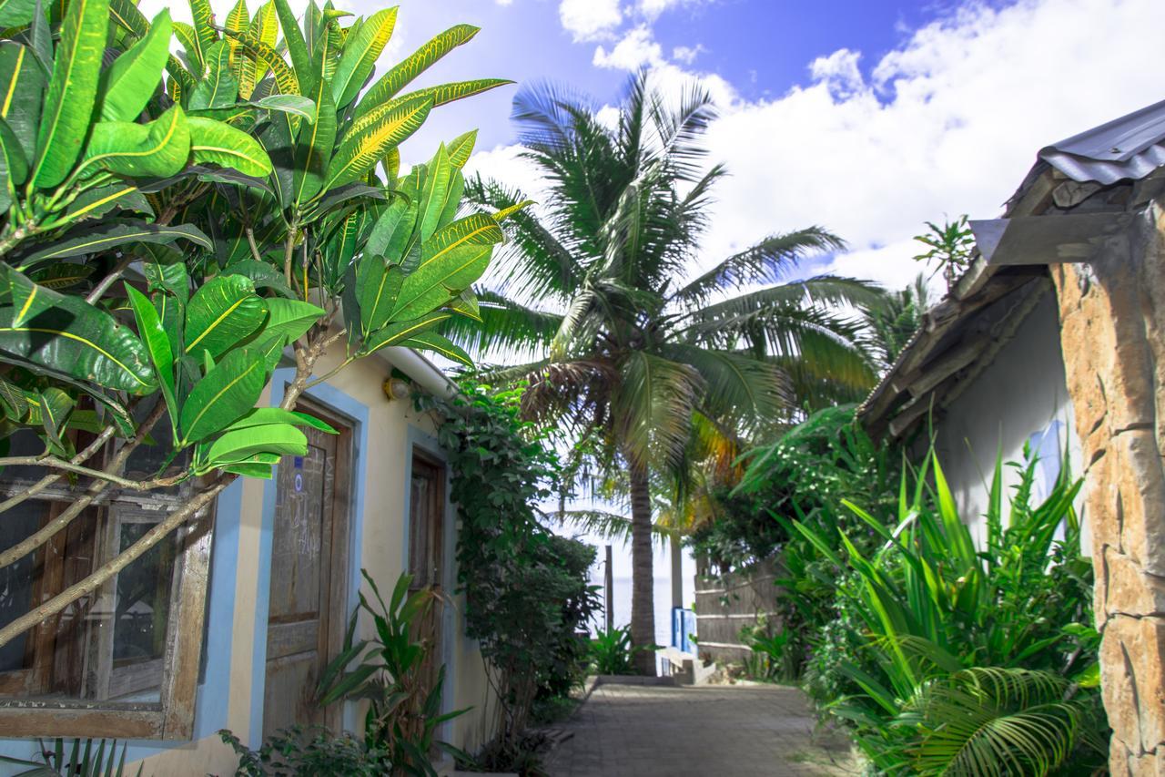 Dolphin Dhow Beach Safaris Villa Vilanculos Exterior photo